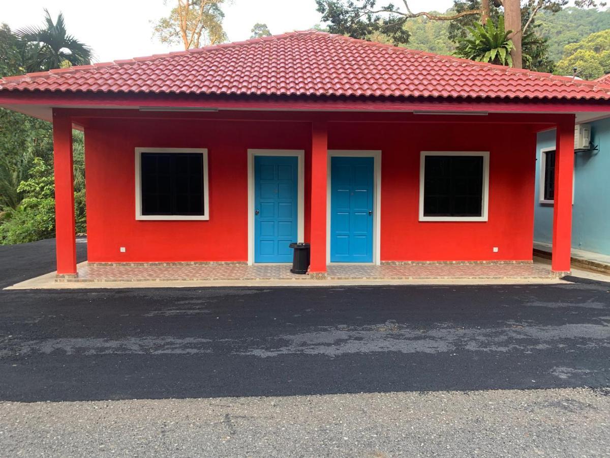 Chalet Latip D'Ayer Itam Hotel Kampong Ayer Hitam  Exterior photo